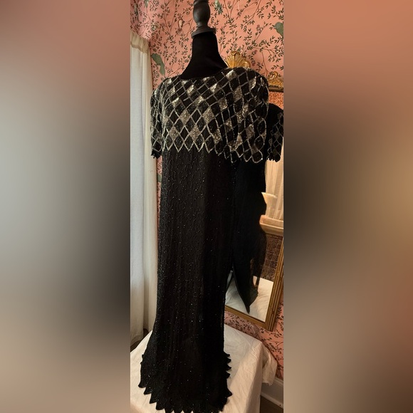 Laurence Kazar Dresses & Skirts - Stunning Vintage 90s Lawrence Kazar New York Hand Beaded Silk Evening Gown